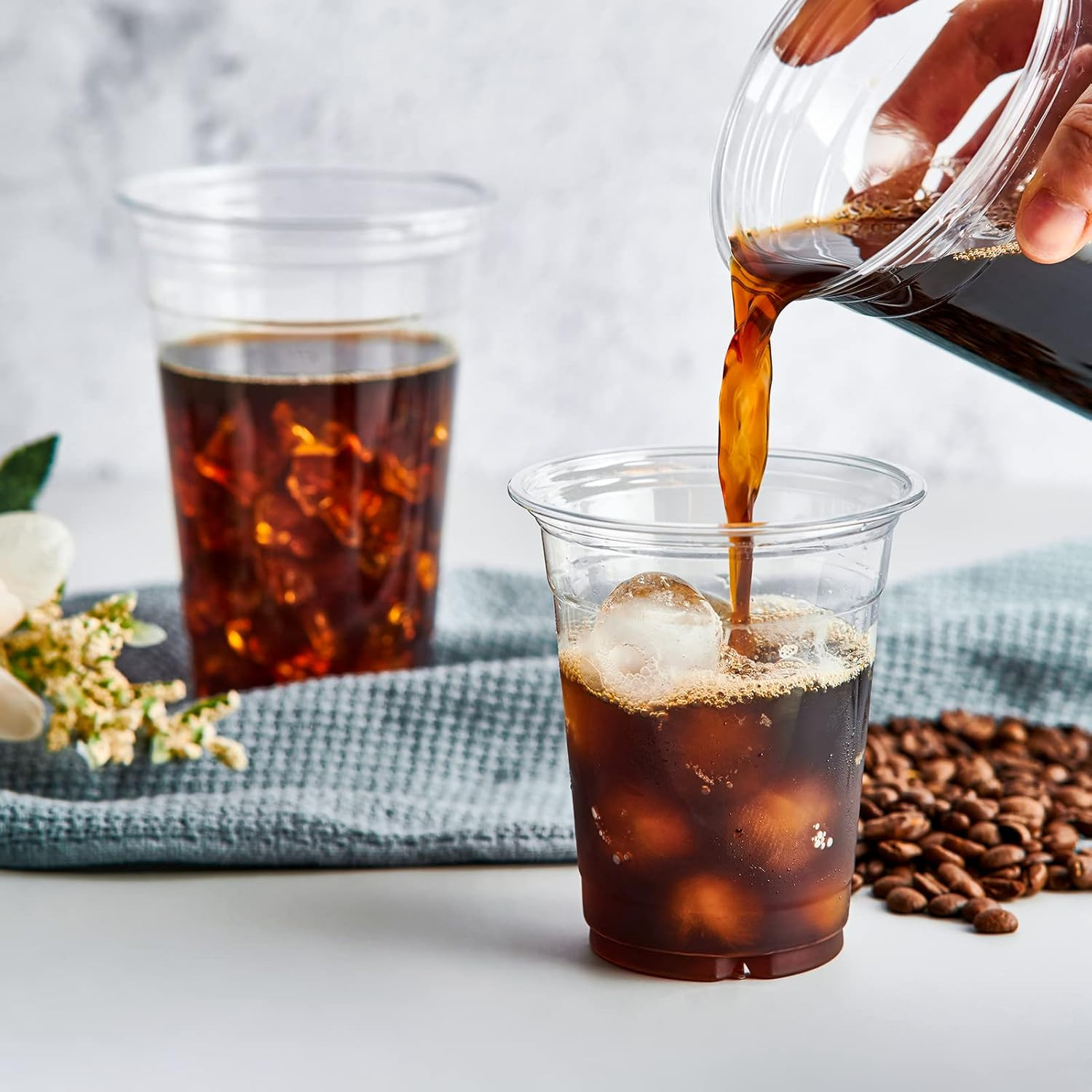 Lilymicky 100 Sets 12 oz Clear Plastic Cups with Flat Lids, 12 oz Disposable Dri