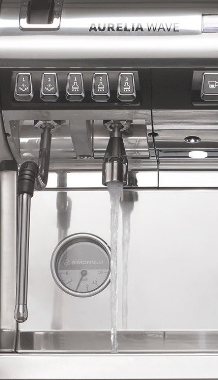 Simonelli AURELIA WAVE DIGIT 2 Group Commercial Espresso Machine – FREE Install!