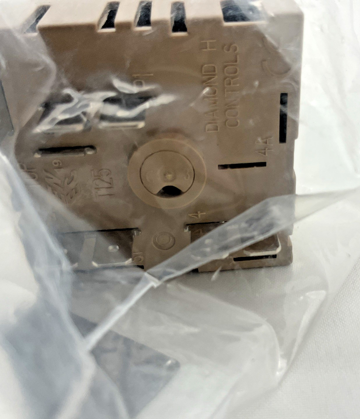 Avantco 177PTHERM2 Replacement Infinite Control – 240V, 13.5A