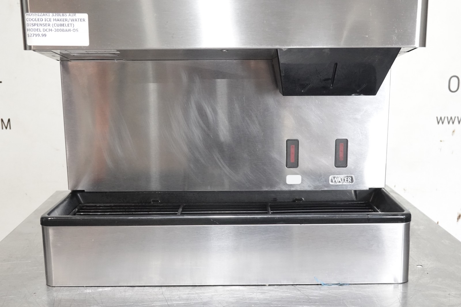 HOSHIZAKI 320LBS AIR COOLED ICE MAKER/ WATER DISPENSER (CUBELET) MODEL DCM-300BA