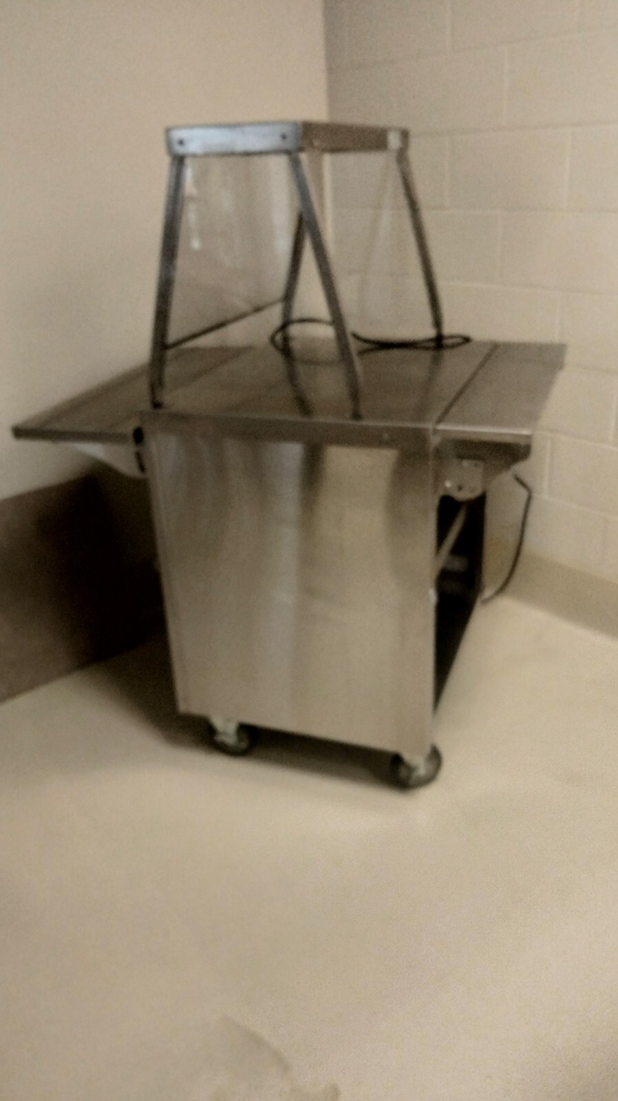 Duke Silver Mobile Refrigerated Salad Bar-USED ONLY 1 YEAR!