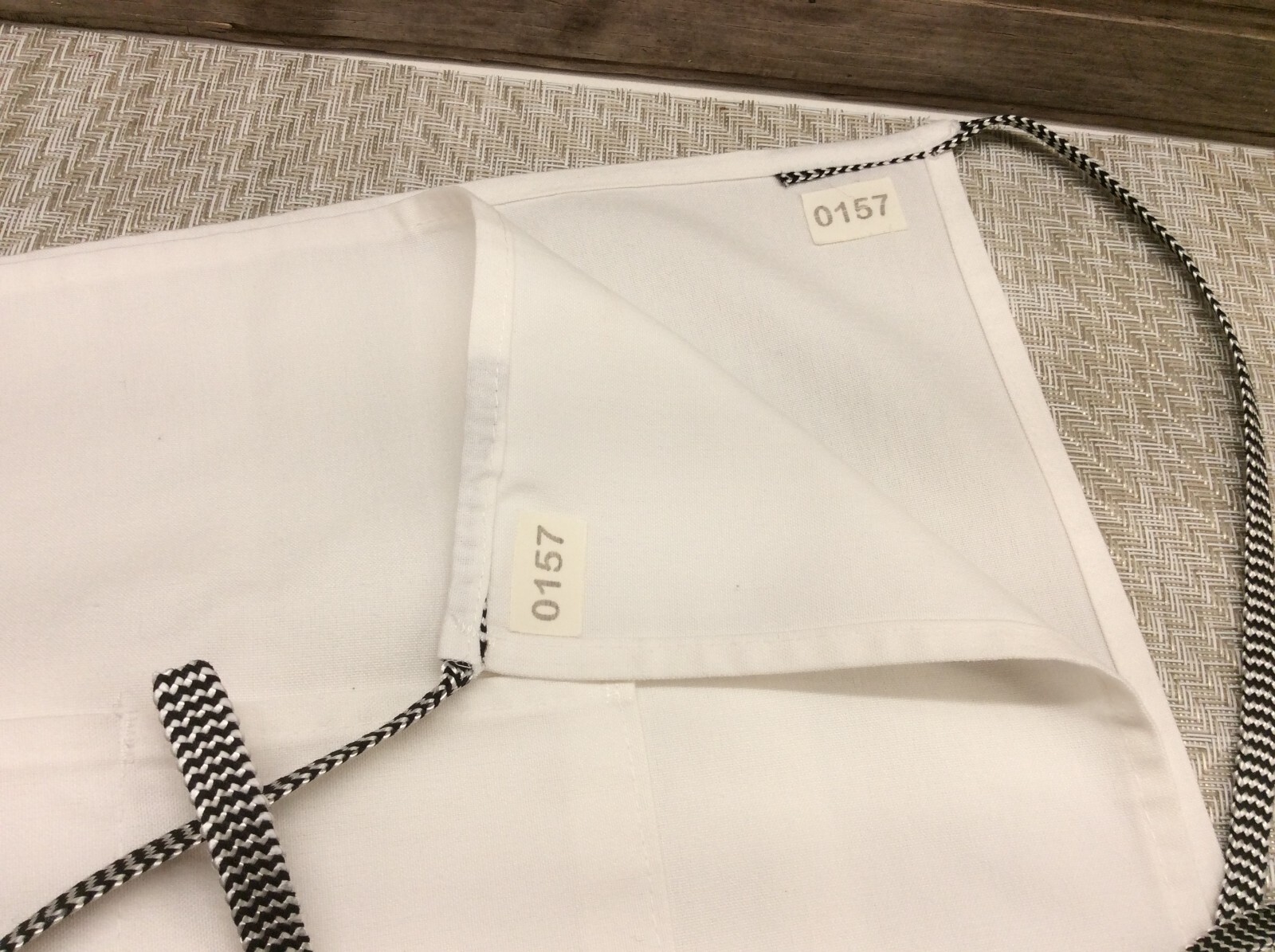 Lot Of 3 Restaurant Waiter Waitress Barista Half Bib 4-Pocket Apron White 30×25