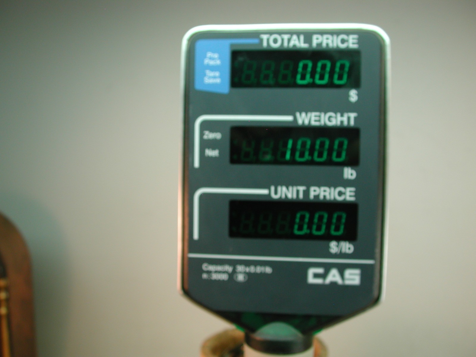 CAS model AP-1 – PRICE COMPUTING SCALE -30×0.01 lbs, 28 presets, customer dispay