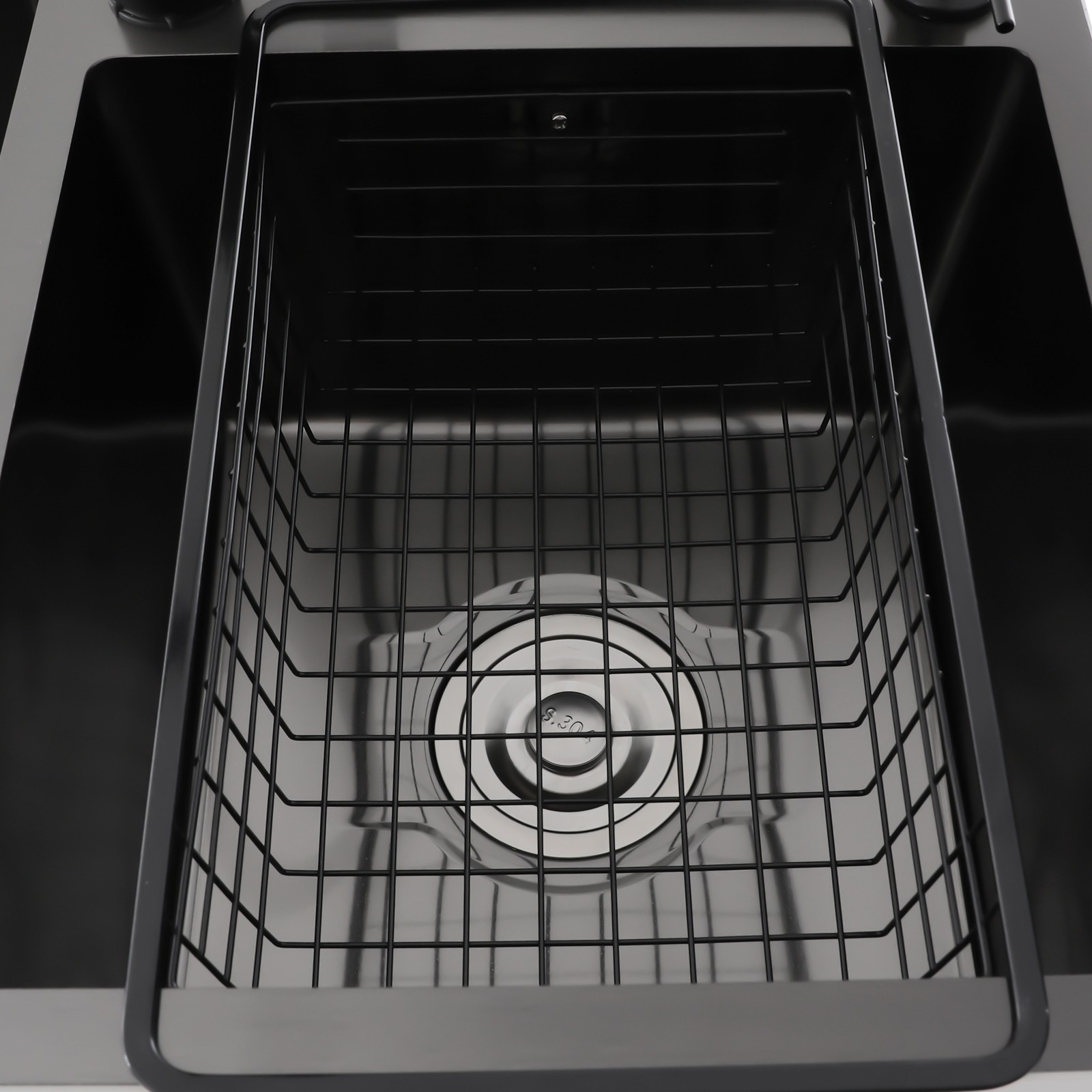 Sink with Pull-Out Faucet and Cabinet Freestanding Kitchen Sink with Cabinet