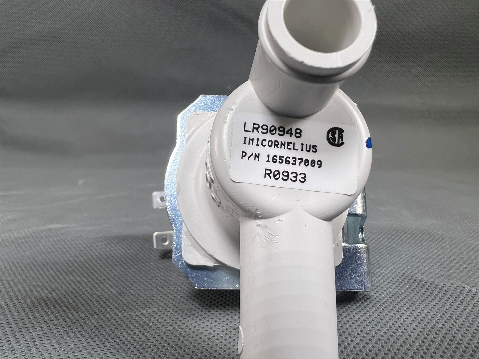 Cornelius Dump Solenoid Valve 208 /50/60hz Part # 165637009 LR90948