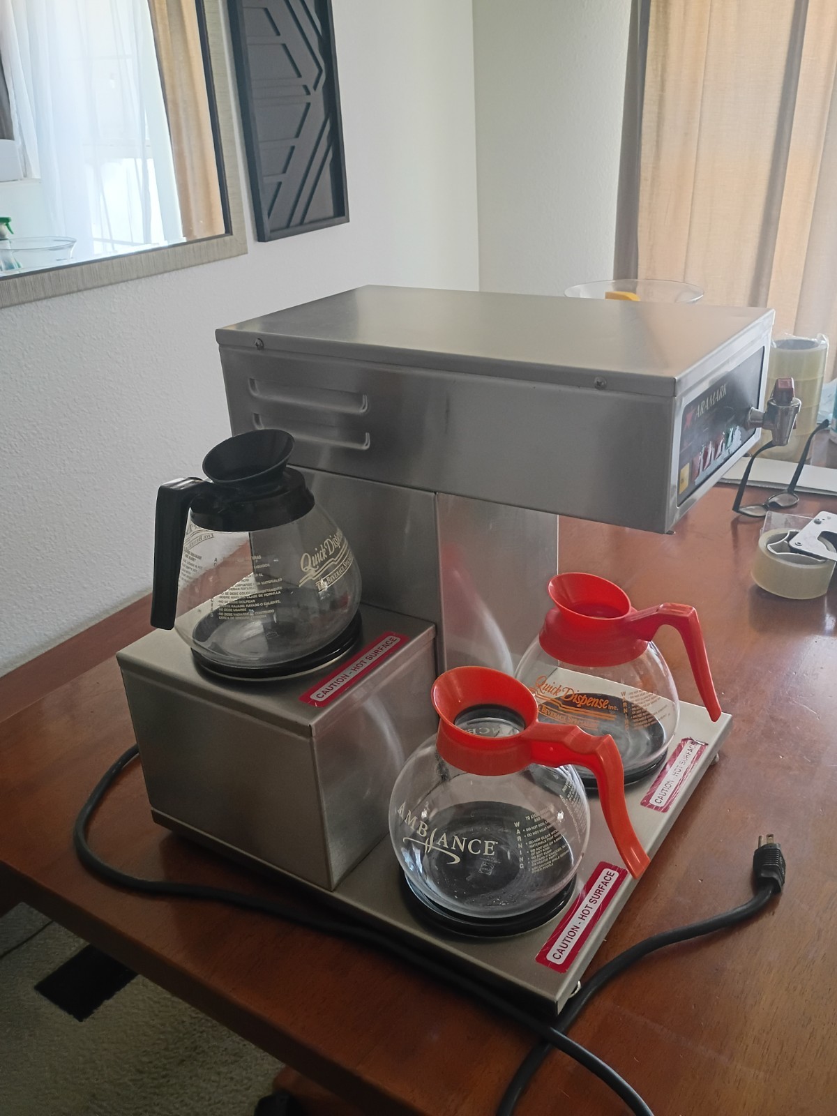 Curtis Alpha 3DS Commercial Coffee Brewer 3 Warmers Hot Water Faucet
