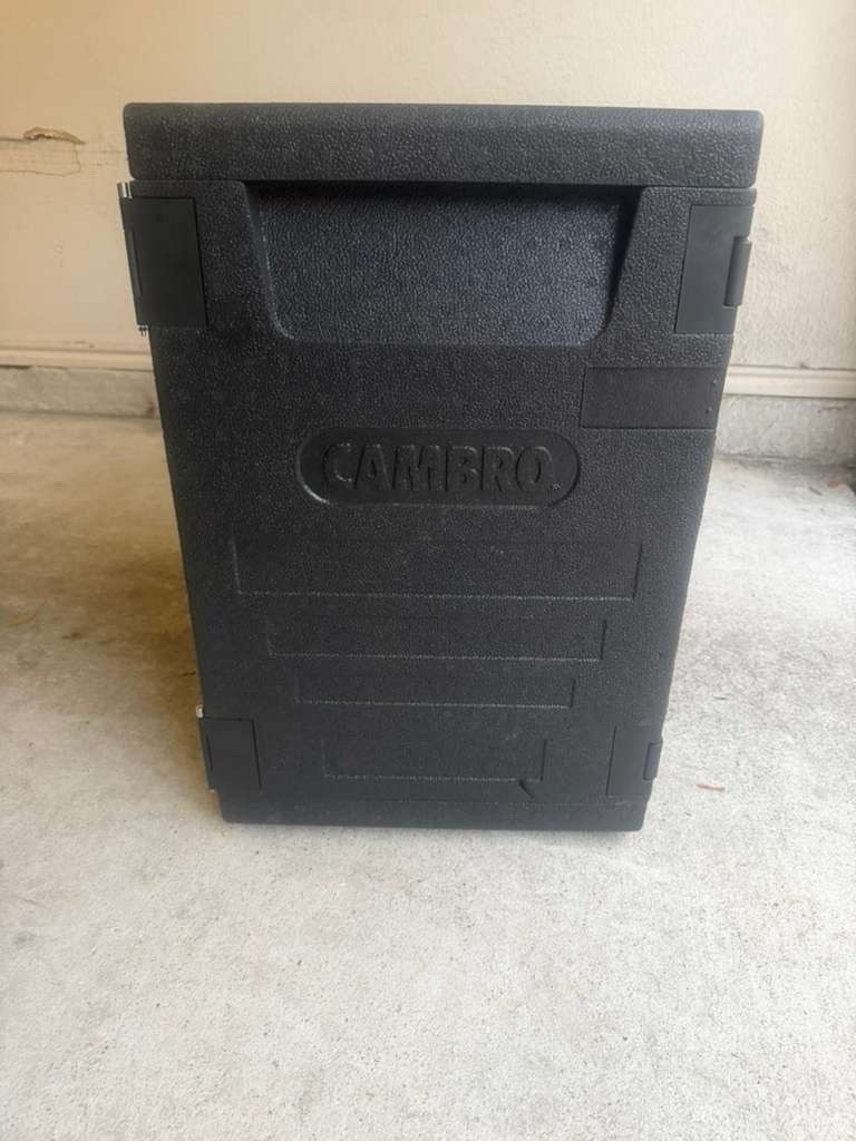 Cambro Insulated Food Pan Carrier