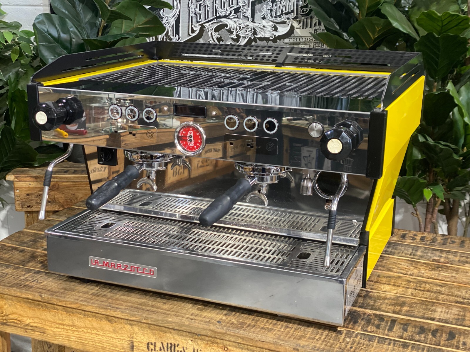 LA MARZOCCO LINEA PB 2 GROUP ESPRESSO COFFEE MACHINE YELLOW & BLACK COMMERCIAL