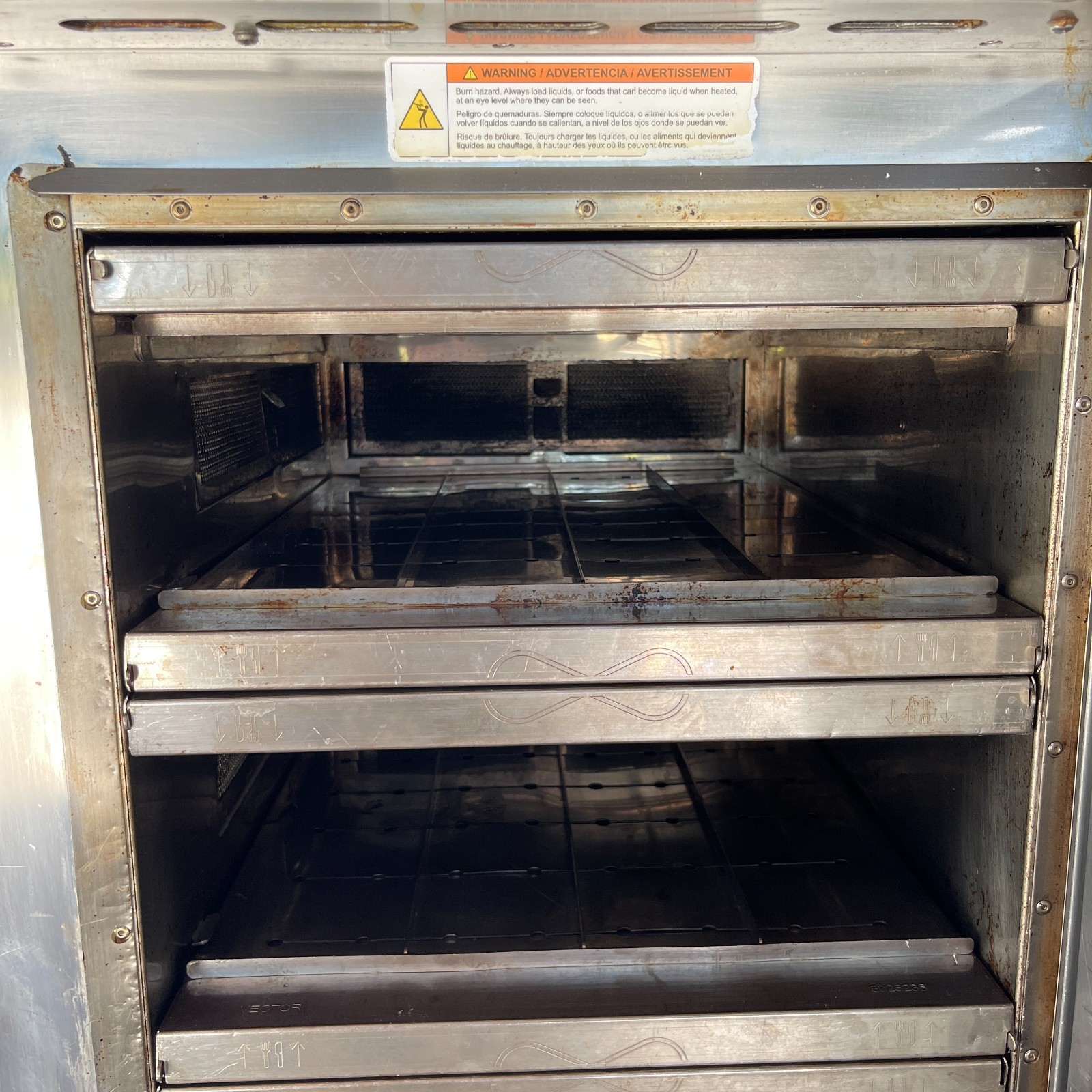 2023 Alto-Shaam VMC-H4H Half-Size Vector® H Countertop Oven – 208-240v/3ph
