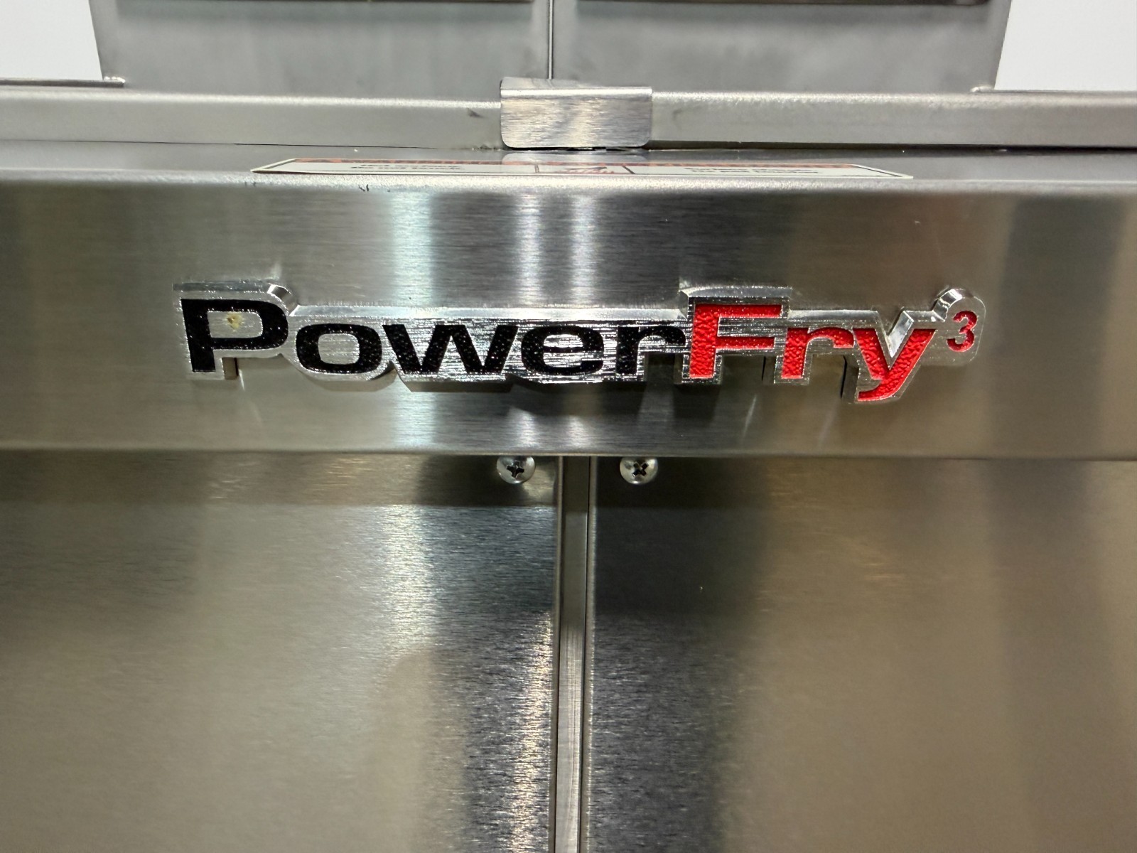 Vulcan 2TR45AF-1 PowerFry3 Nat. Gas 90-100 lb. 2 Unit Fryer (New Open Box)