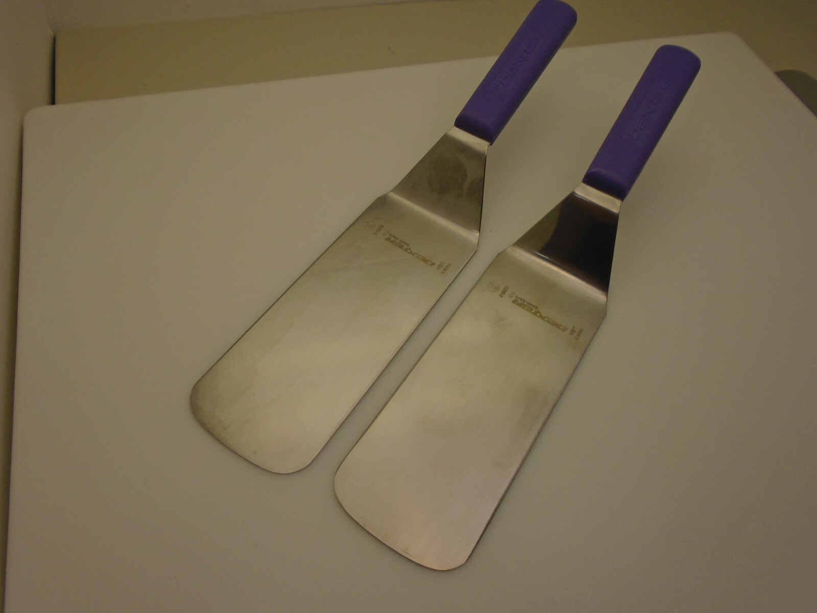 Dexter USA 8X3 Set (2) Spatula Turners Stainless Semi Flex Purple Handle S286-8
