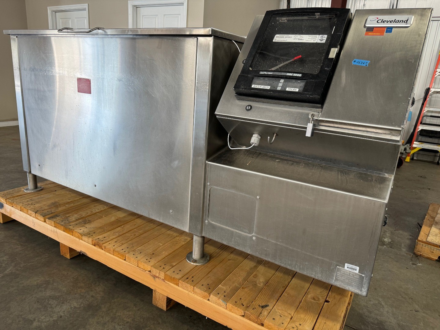 Cleveland 100 GN Agiatator Kettle & 1000 LB Cook Chill Tank W Controller