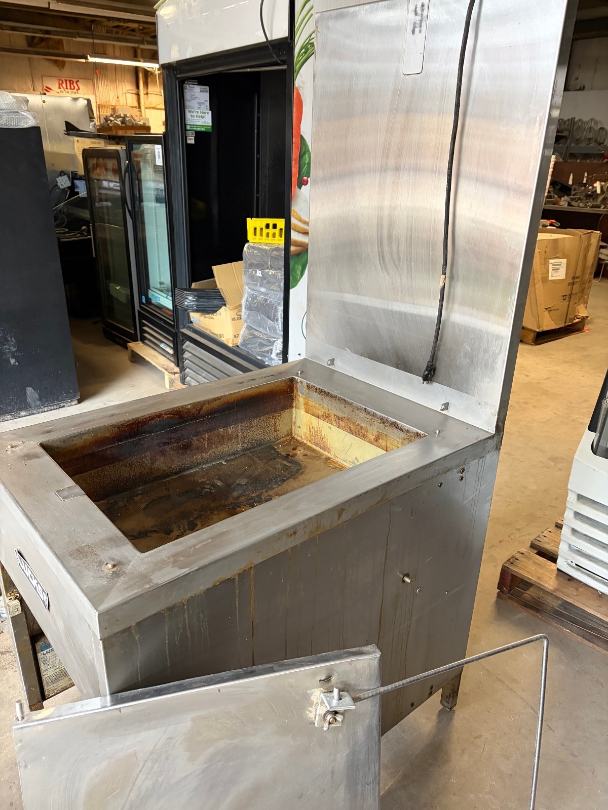 Lucks G1826 Commercial Natural Gas Donut Fryer Machine with Lid