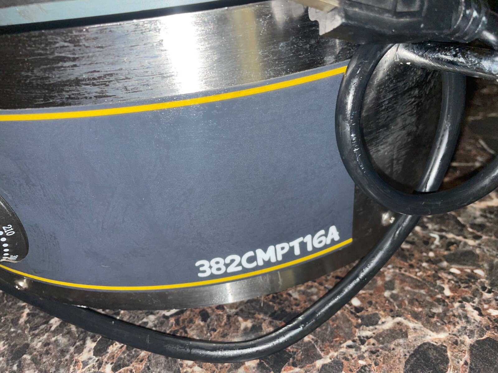 16″ Single Electric Round Countertop Portable Non-Stick Crepe Maker 120V, 1750W