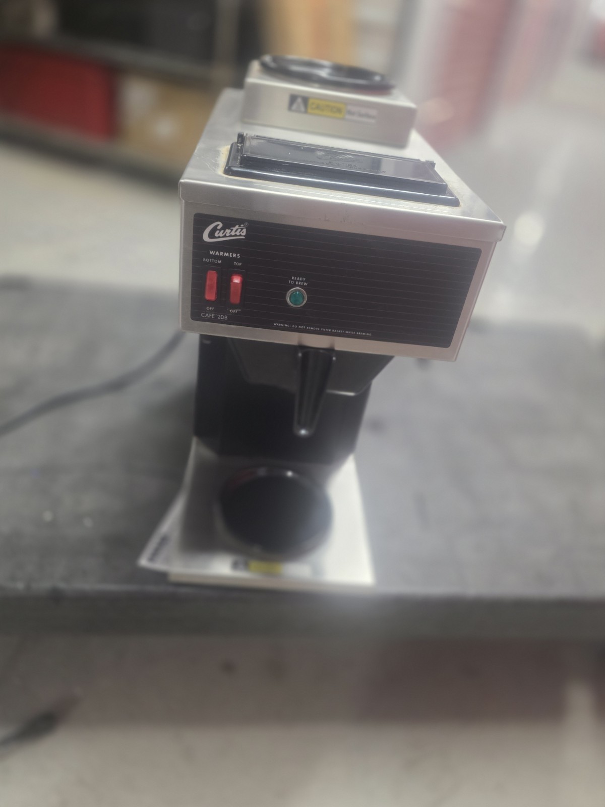 Wilbur Curtis Cafe 2DB Pourover Coffee Maker Brewer Machine with Dual Warmers