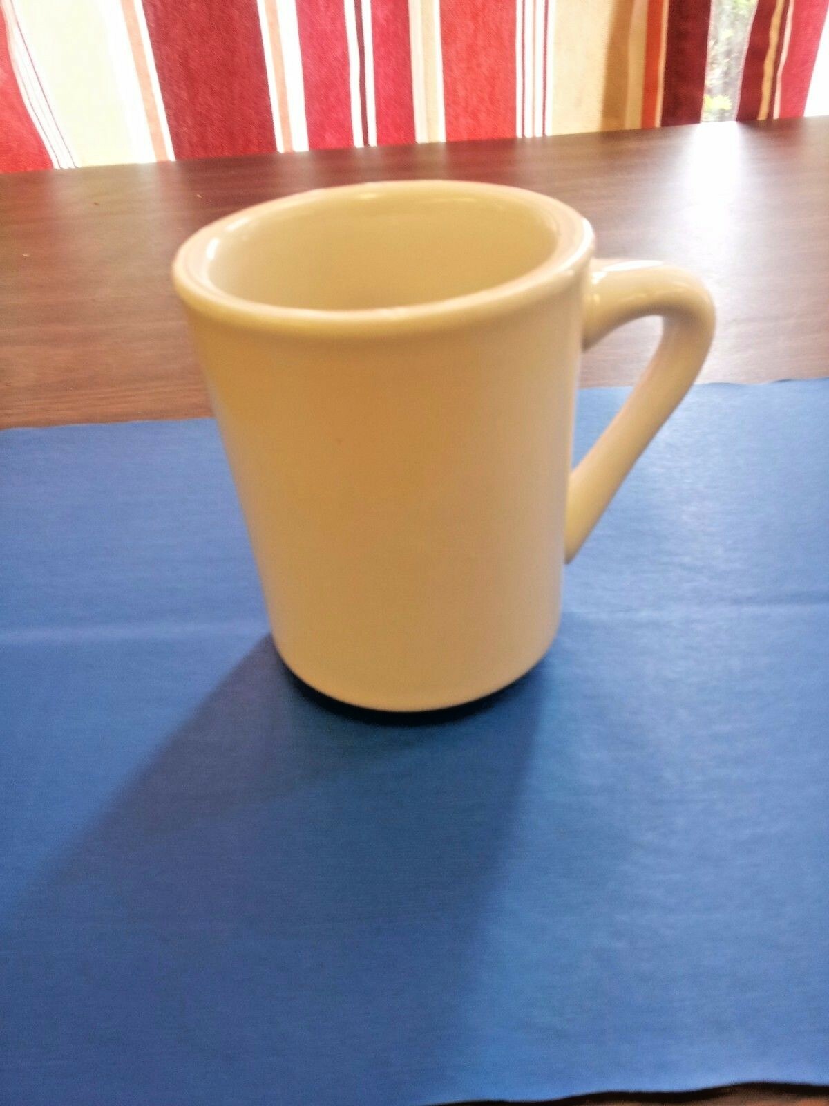 (ONE MUG) COFFEE MUG 8 OUNCE CAFE HANDLED OFF WHITE DISHWASHER SAFE