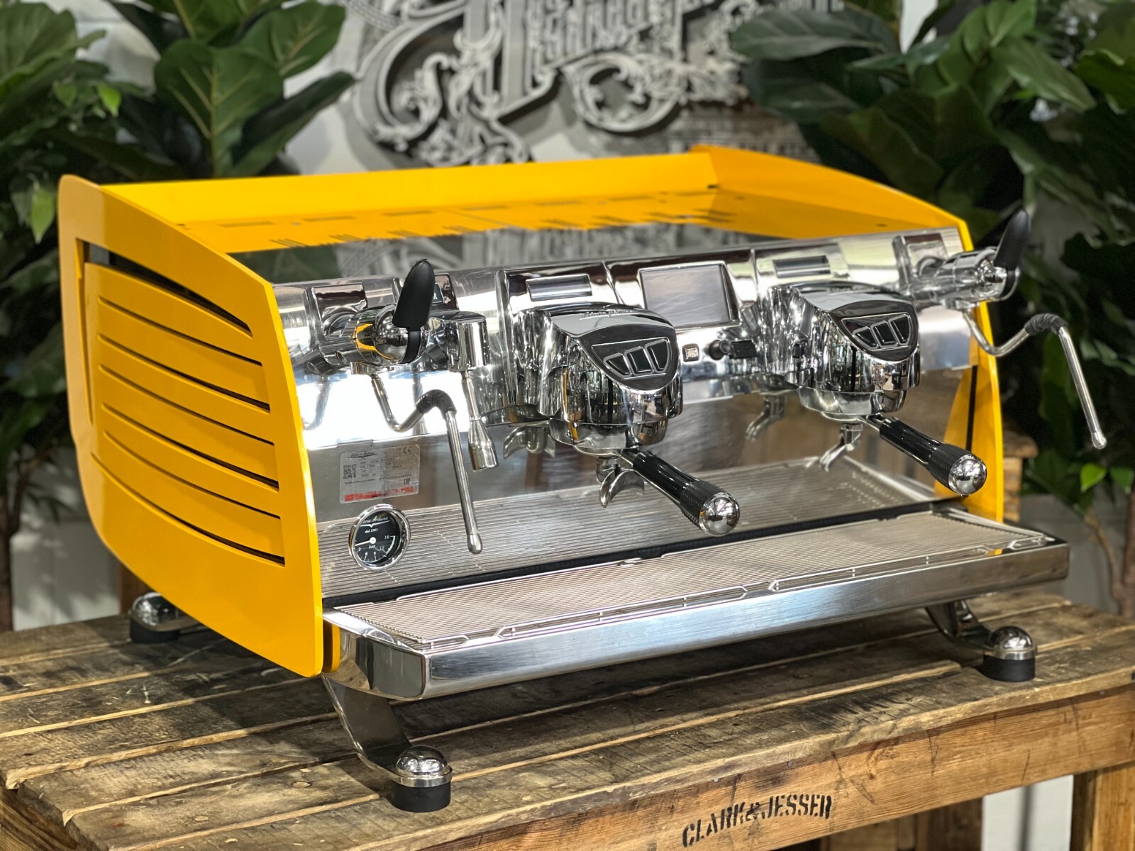 VICTORIA ARDUINO BLACK EAGLE 2 GROUP VOLUMETRIC ESPRESSO COFFEE MACHINE YELLOW