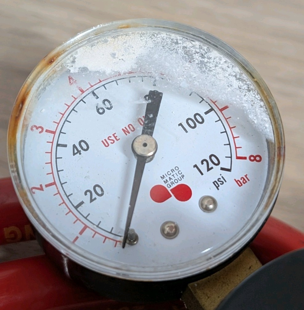 Micro Matic Nitrogen/Co2 Gas Regulator Draught Beer 0-120/3000 PSI