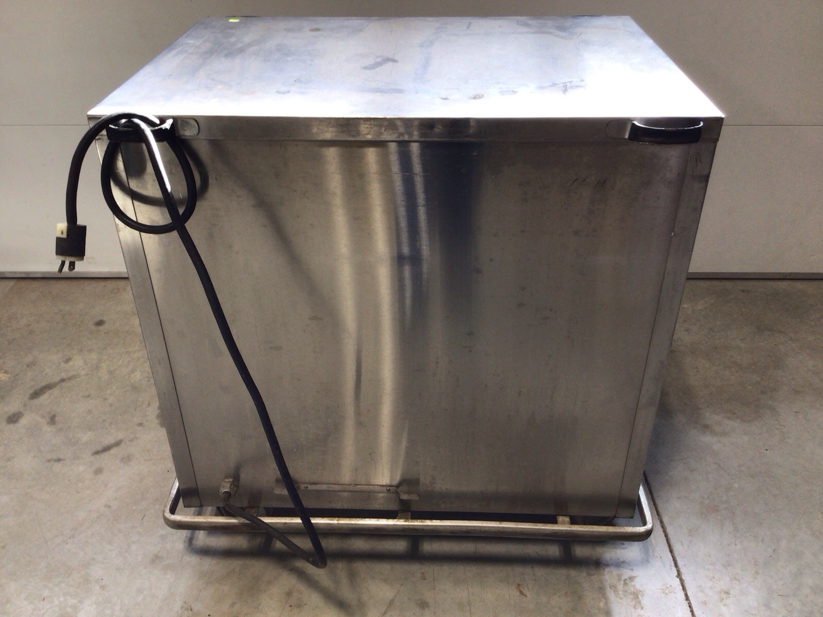 Precision Metal Stainless Steel Food Warming Cabinet Cart On Wheels RS200