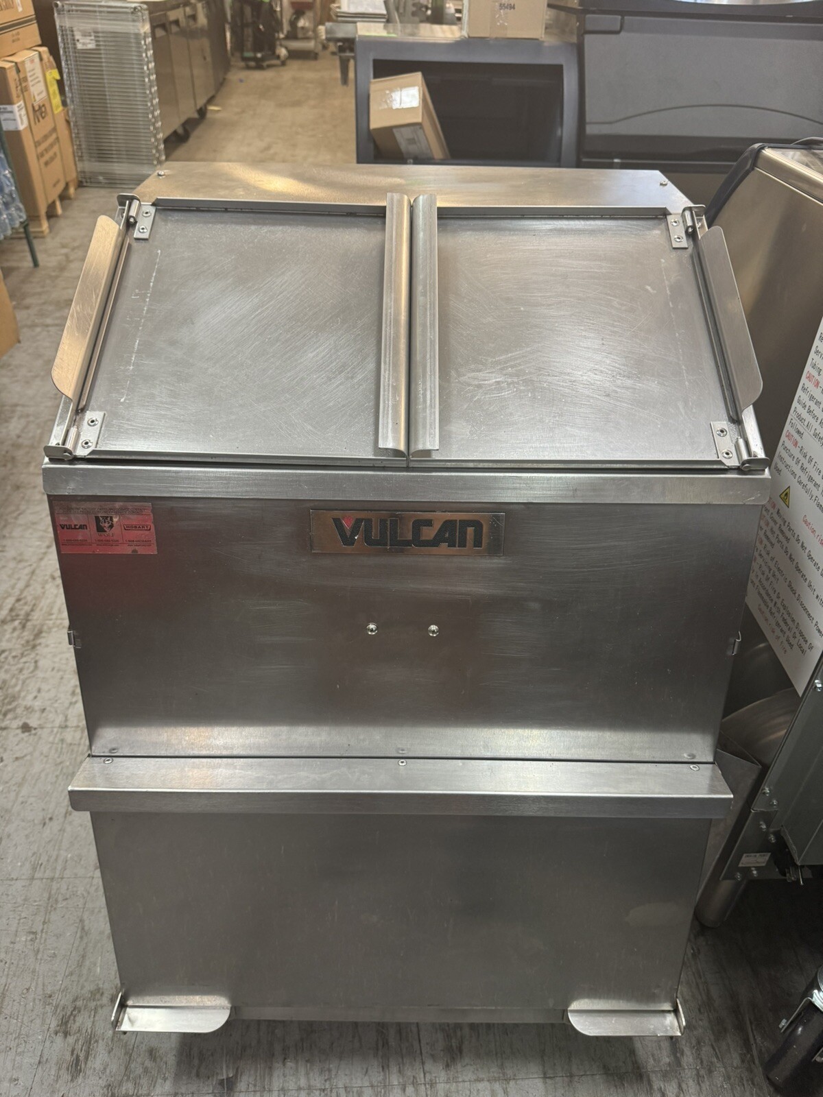 Vulcan VCW46 46 Gallon First-In First-Out Chip Warmer, Top Load Style – 1500W