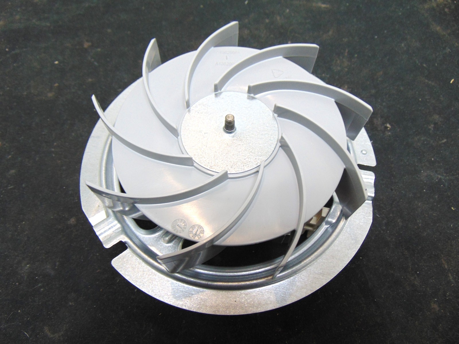 Frigidaire Electric Oven/Microwave GCWM3067AF Cooling Fan A18653201