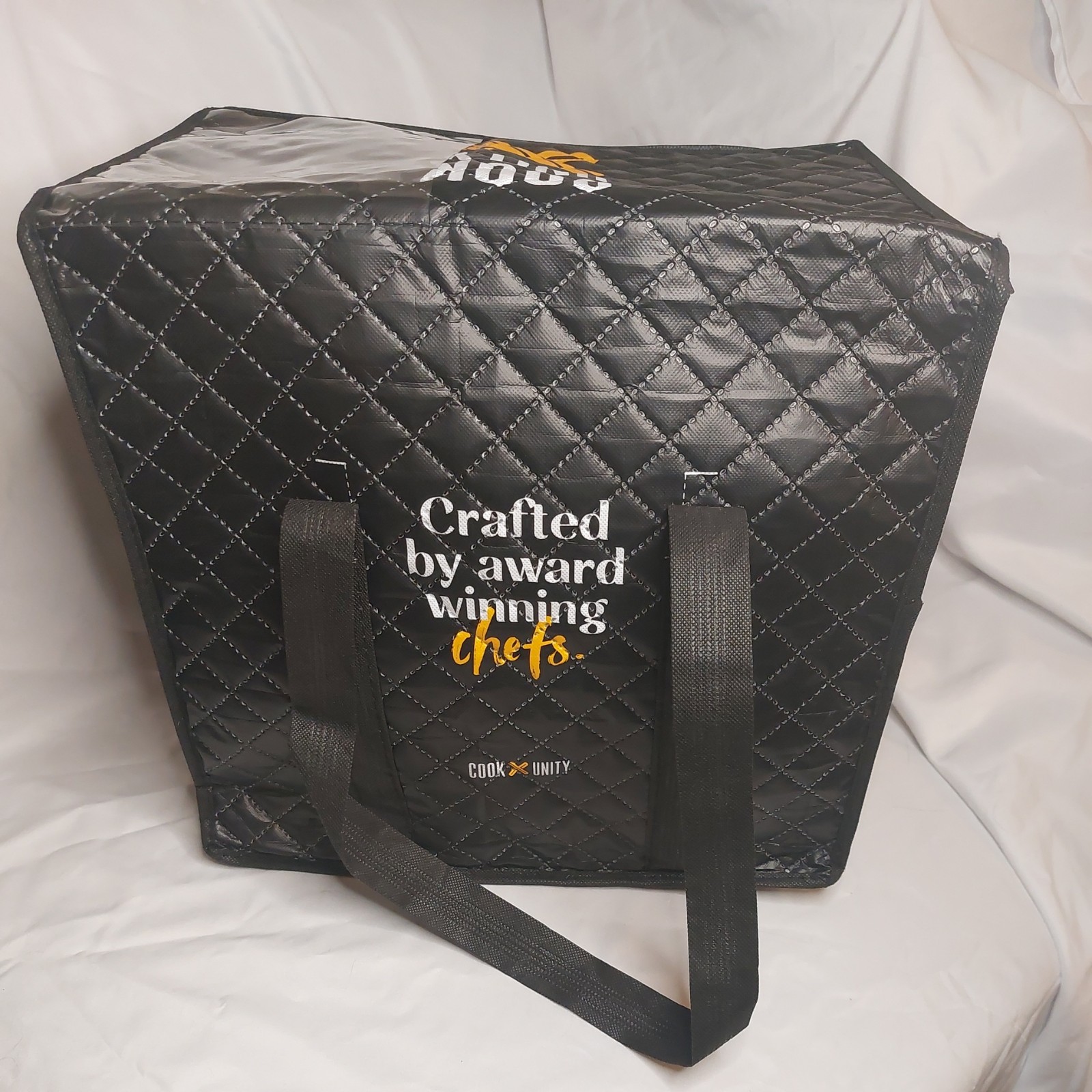 CookUnity Reusable Black Insulated Bag 9.5L x 14.25W x 13H: Quilt-like Pattern