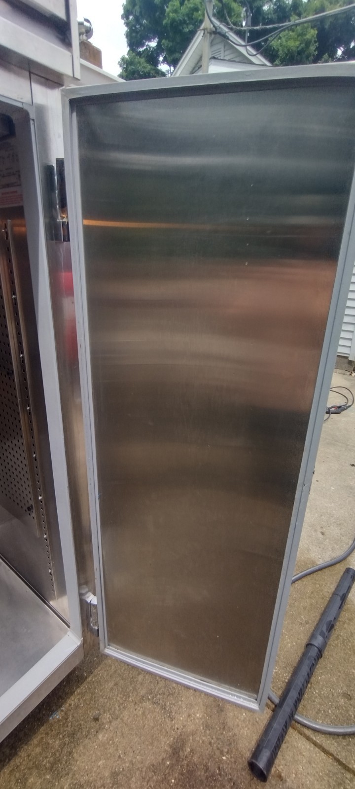 Continental DL3R-SS 3 Door Commercial Refrigerator SS 72 Cu Ft Runs Cool W Rack