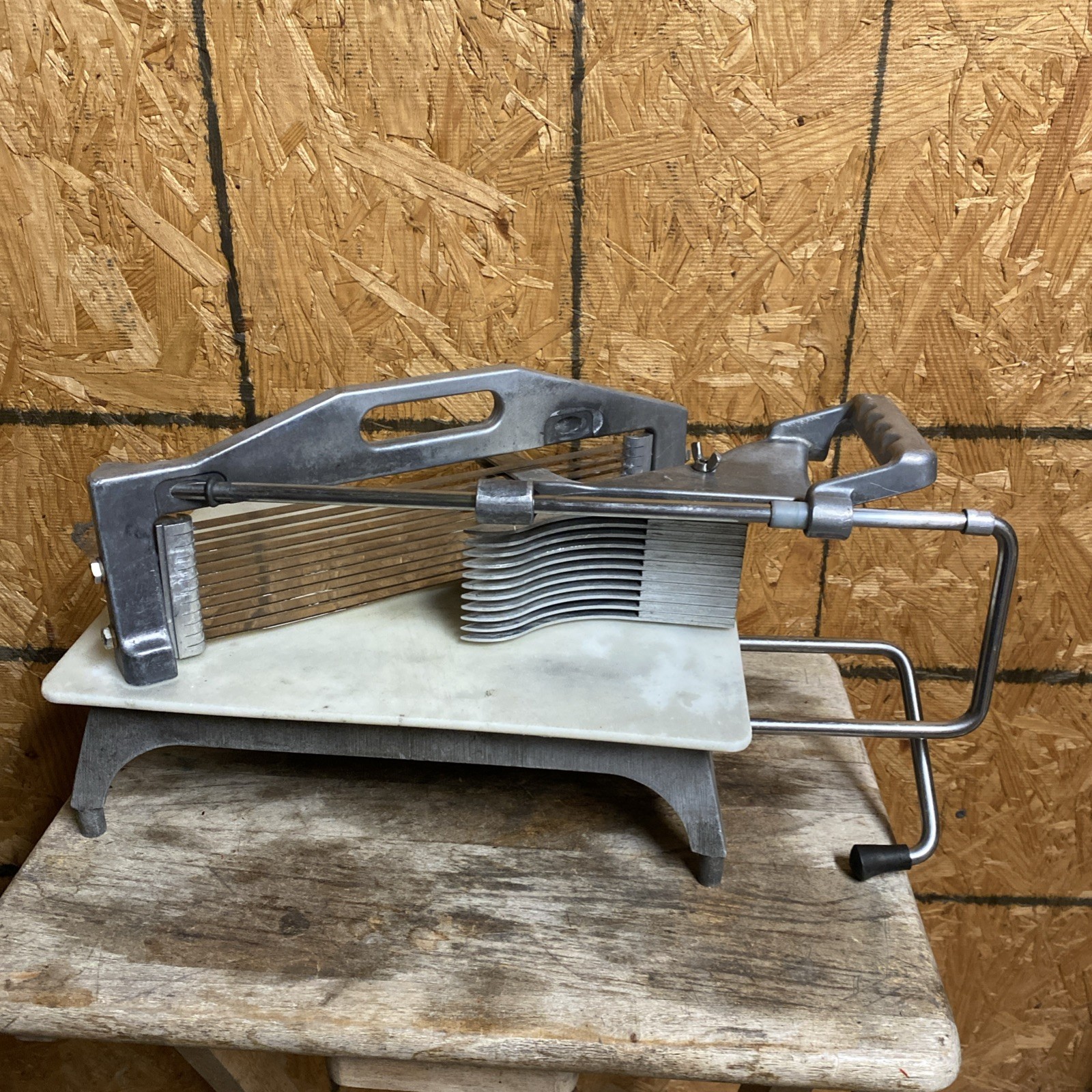 Nemco Easy Tomato Slicer 3/16in 55600 Kitchen Restaurant Bar Food Equipment