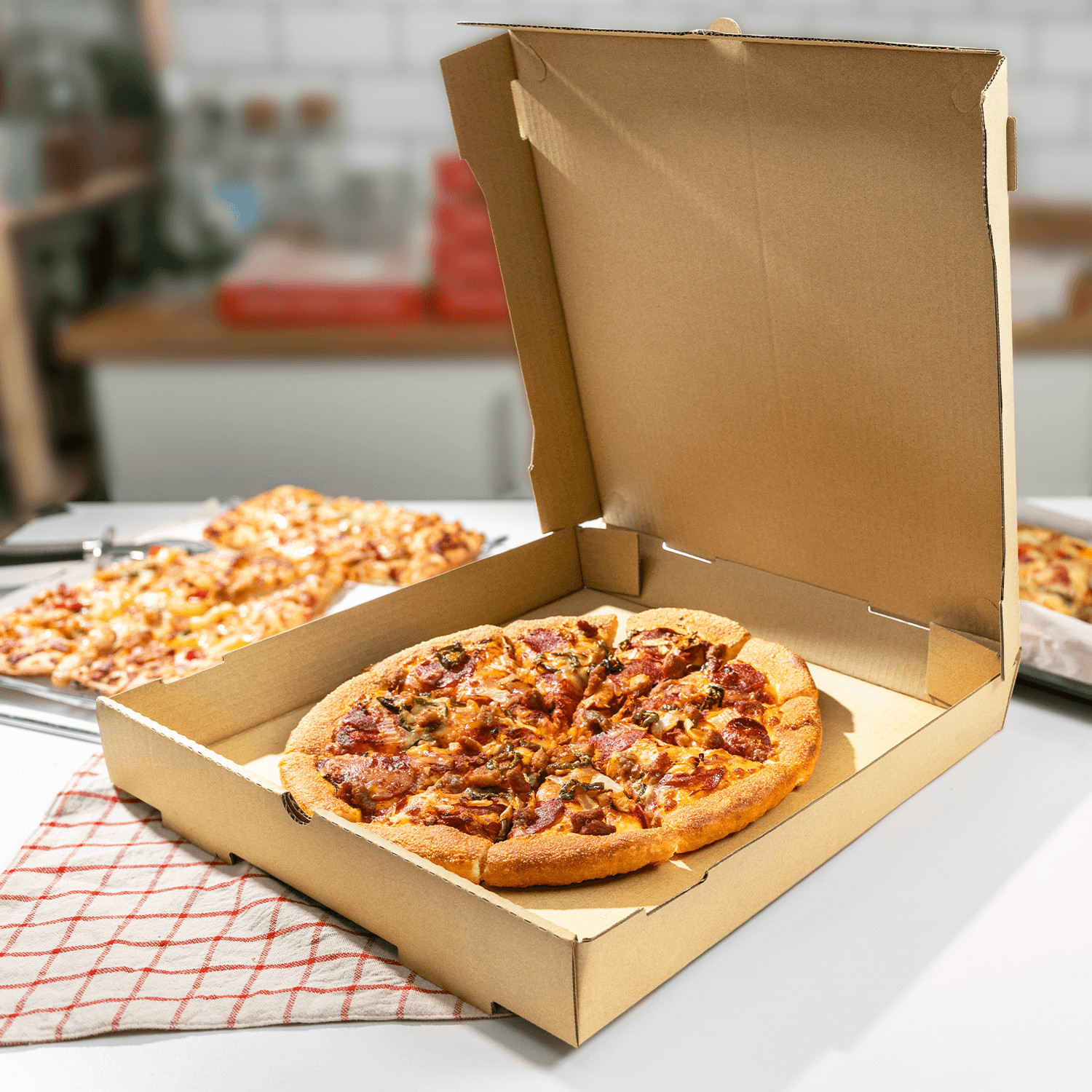 Karat Corrugated Pizza Box, 14»x14»x2», Kraft – 50 pcs, FP-PBF14K