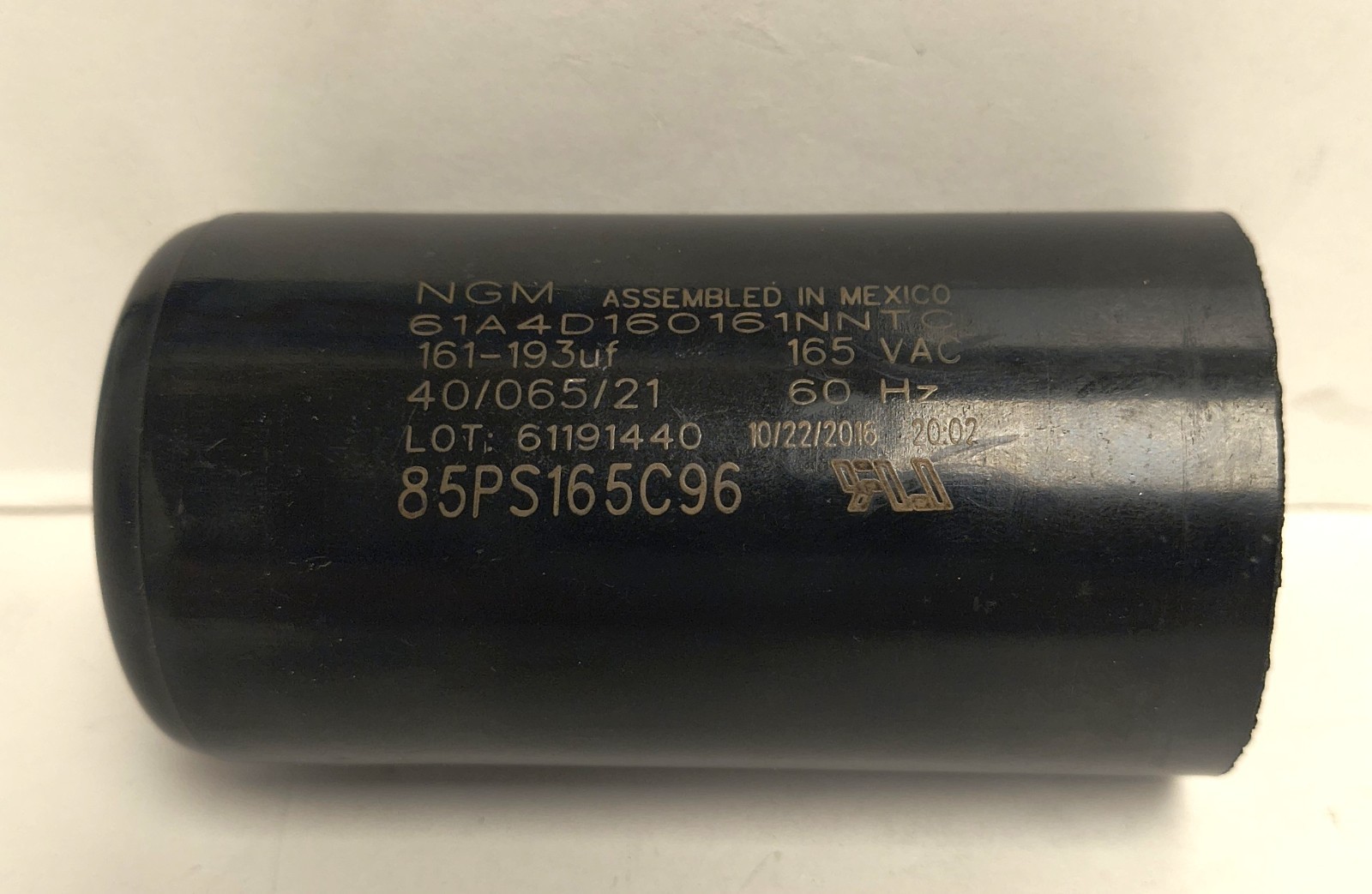 1 New Ice-o-Matic Start Capacitor, 270-324uF, 165VAC, TEC 85PS165C99