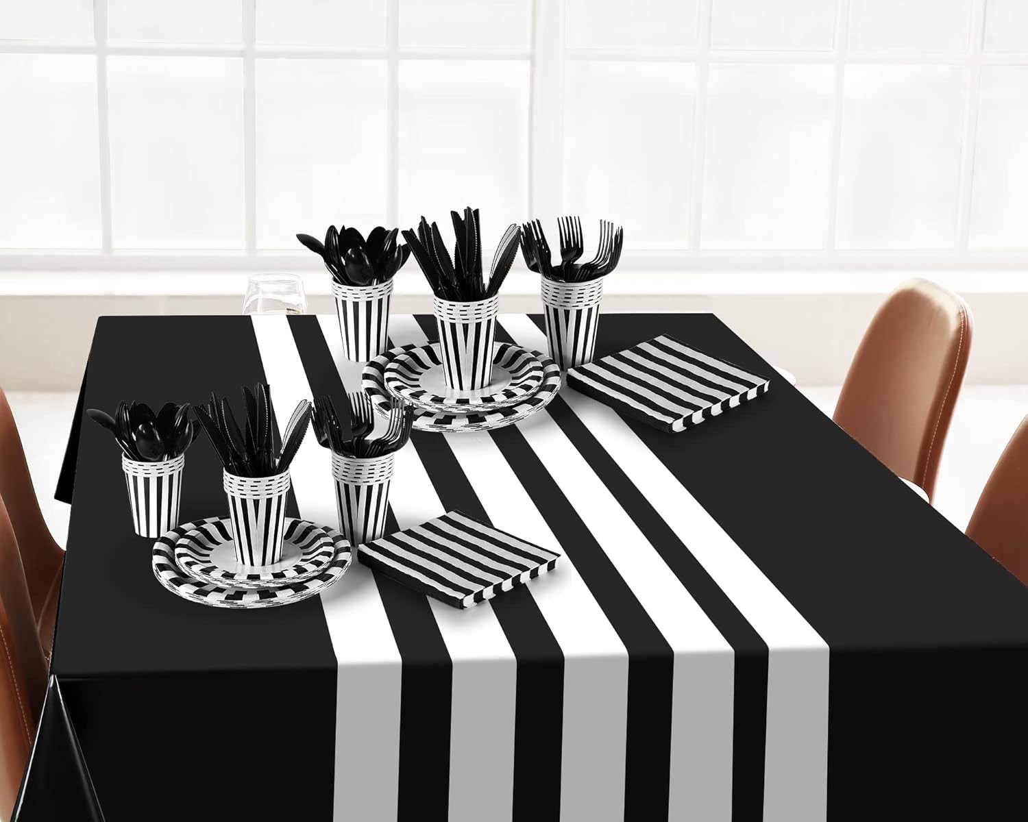 154 Pcs Black and White Graduation Party Supplies Disposable Dinnerware Set