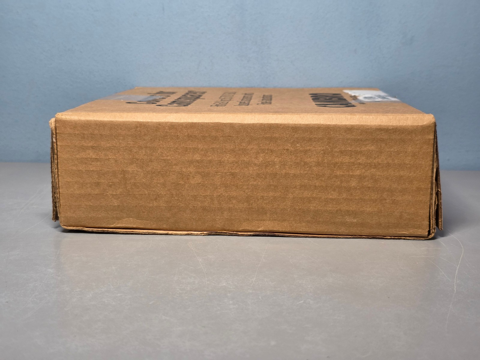 Cambro Covers for Camsquares for 6 & 8 qt. Square Containers w/ Rose Graduations