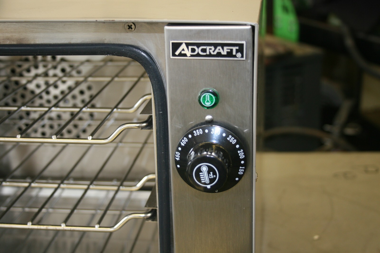 Adcraft COQ-1750W Quarter-Size Electric Countertop Convection Oven 120V 60Hz