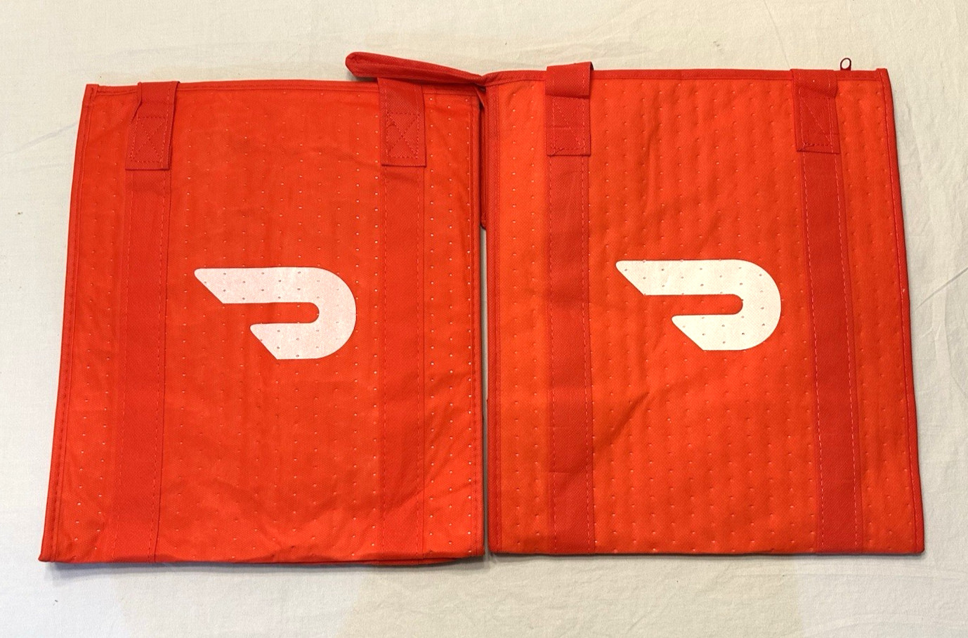 Lot of 10 ~ DOORDASH ~ 13x15x9 ~ Zippered Insulated Delivery Bag / Tote ~