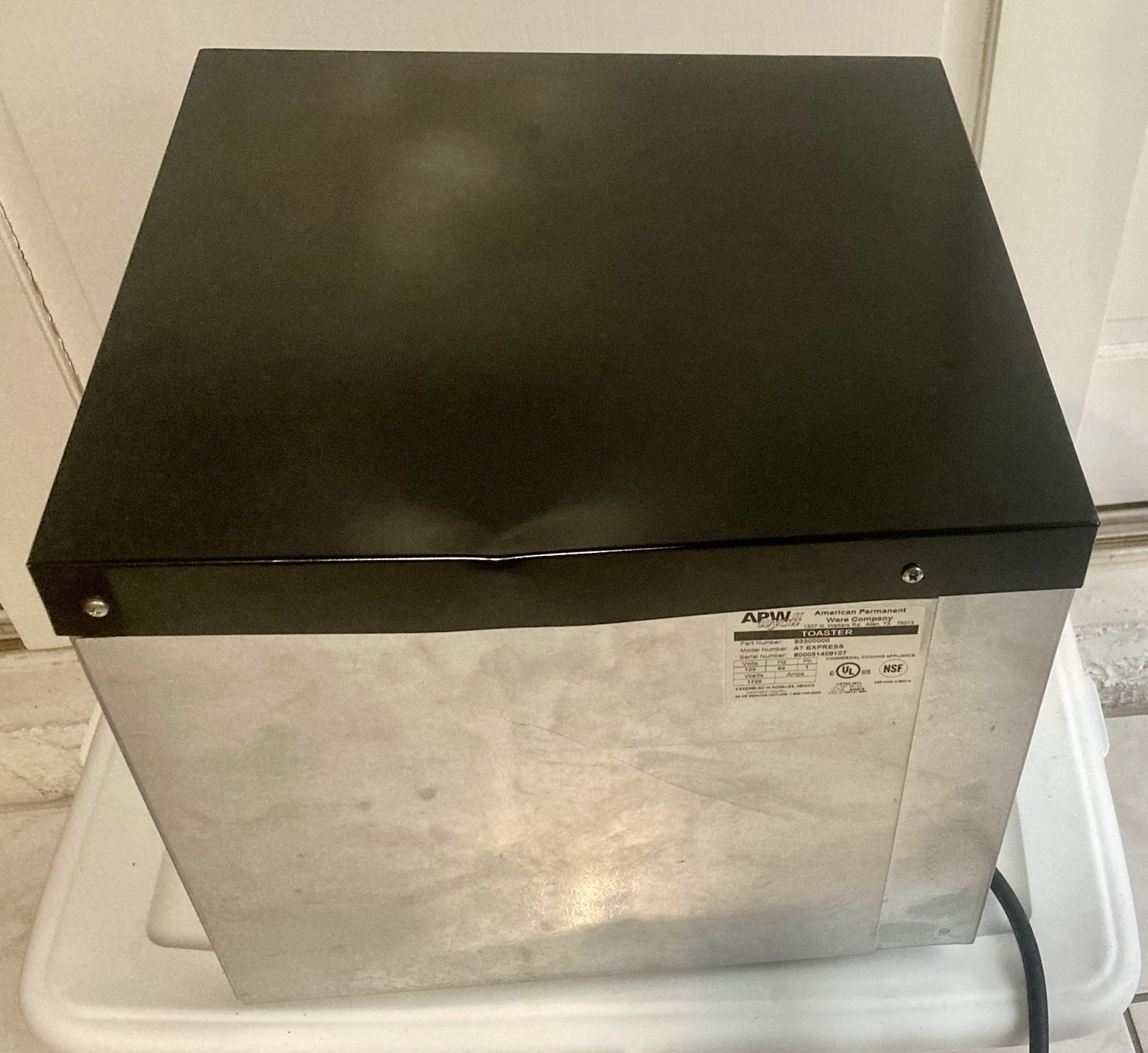 Heavy Duty APW Wyott AT Express Radiant Conveyor Toaster 120 V TESTED Kitchen