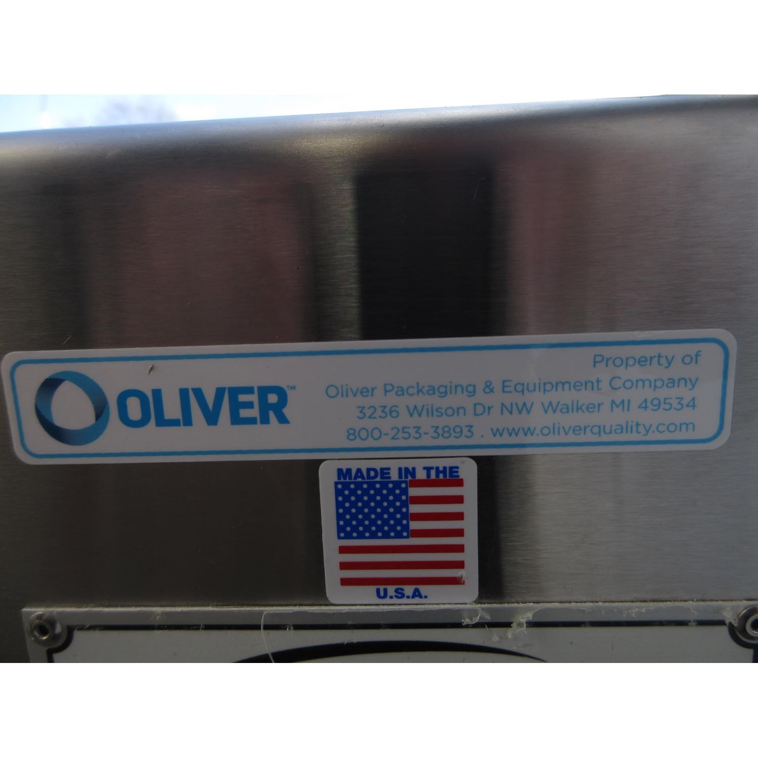 Oliver Food Tray Sealer