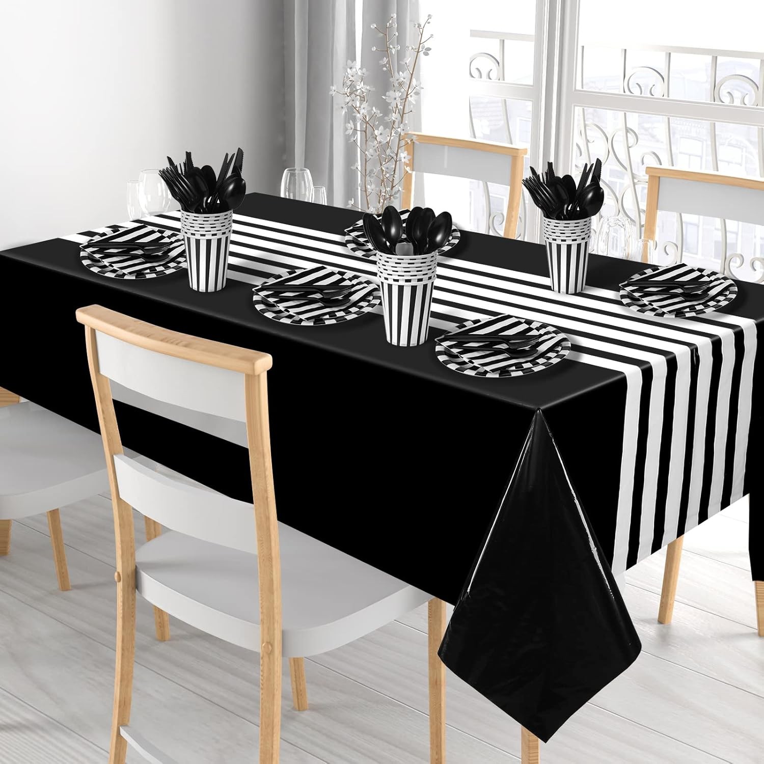 154 Pcs Black and White Graduation Party Supplies Disposable Dinnerware Set