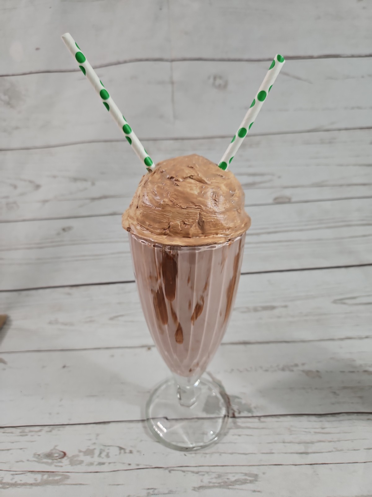 Fake Food Prop Display Chocolate Ice Cream Shake Malt In Clear Glass 2 Straws