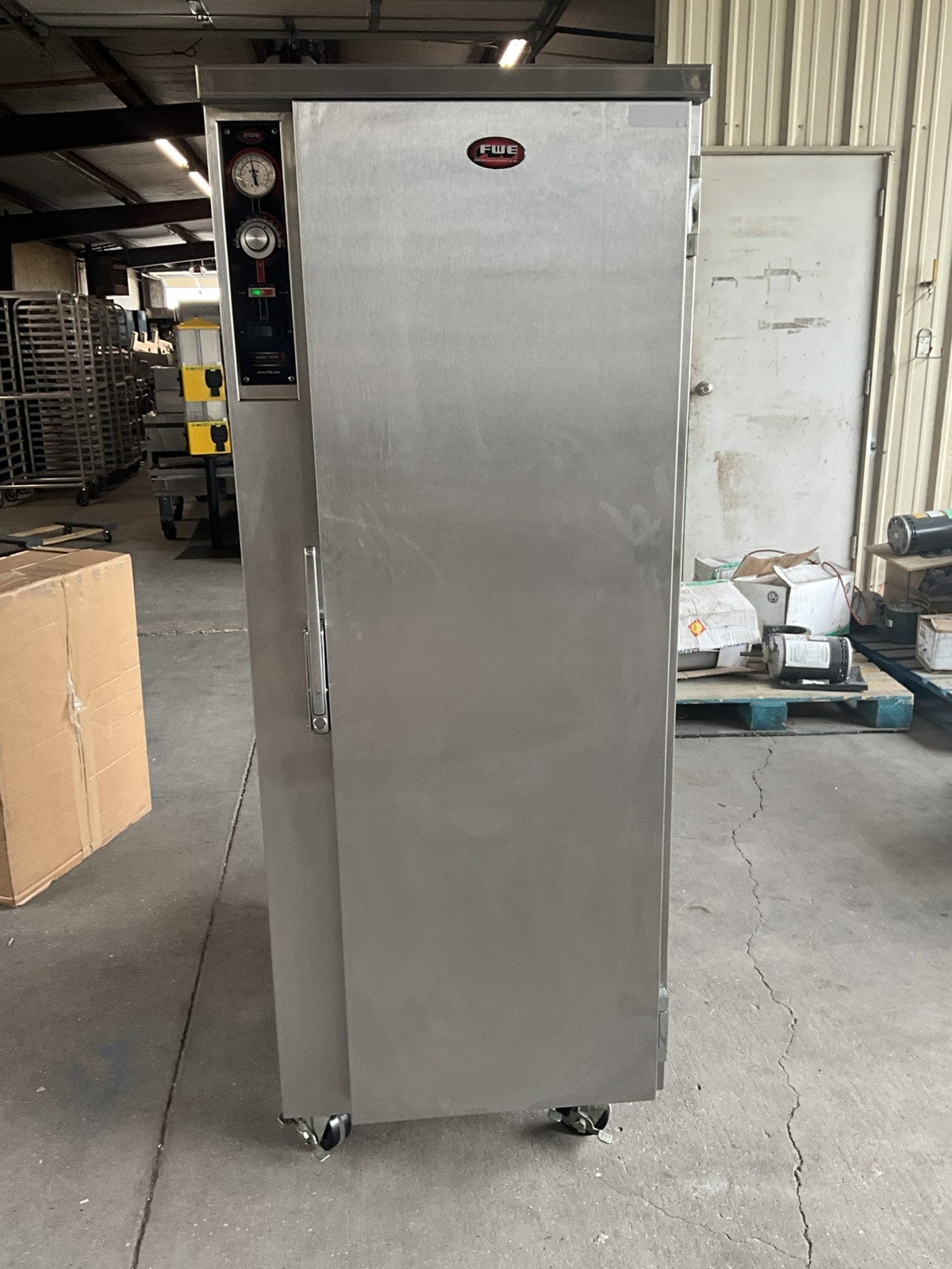 FWE Mobile Heated Food Warmer Holding Warming Cabinet TS-1633-36P Pass thru