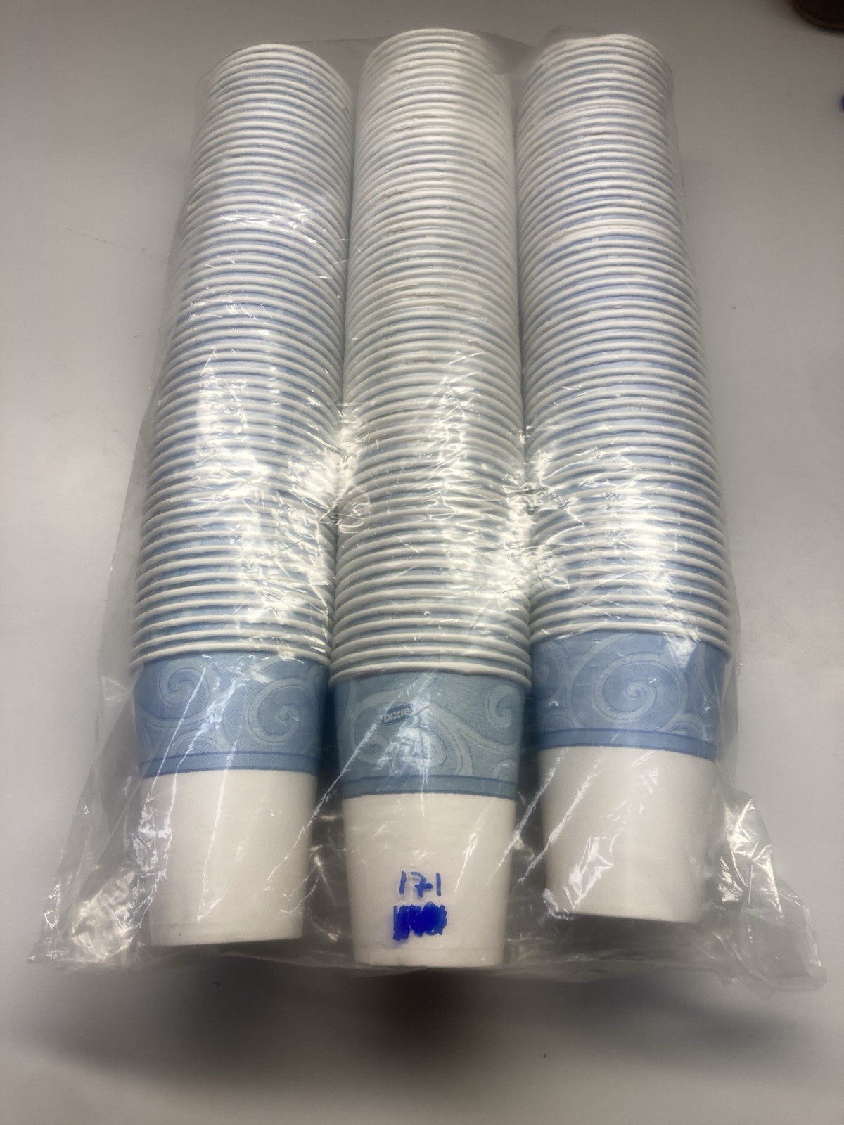 Dixie F677 Disposable 8-ounce Paper Cups Bulk Pack 171 count