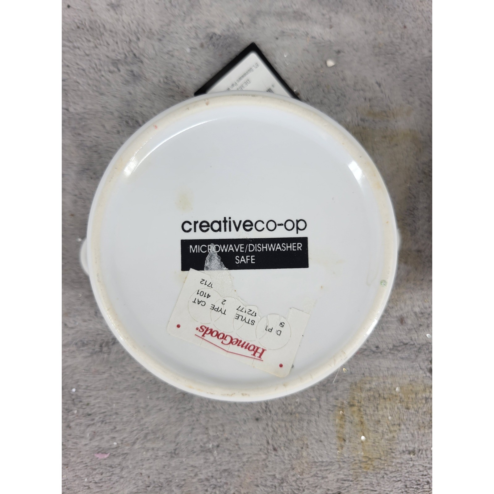 Creative Co Op White Ceramic Ramekin Dish with Lid Small Round Baking Cocotte