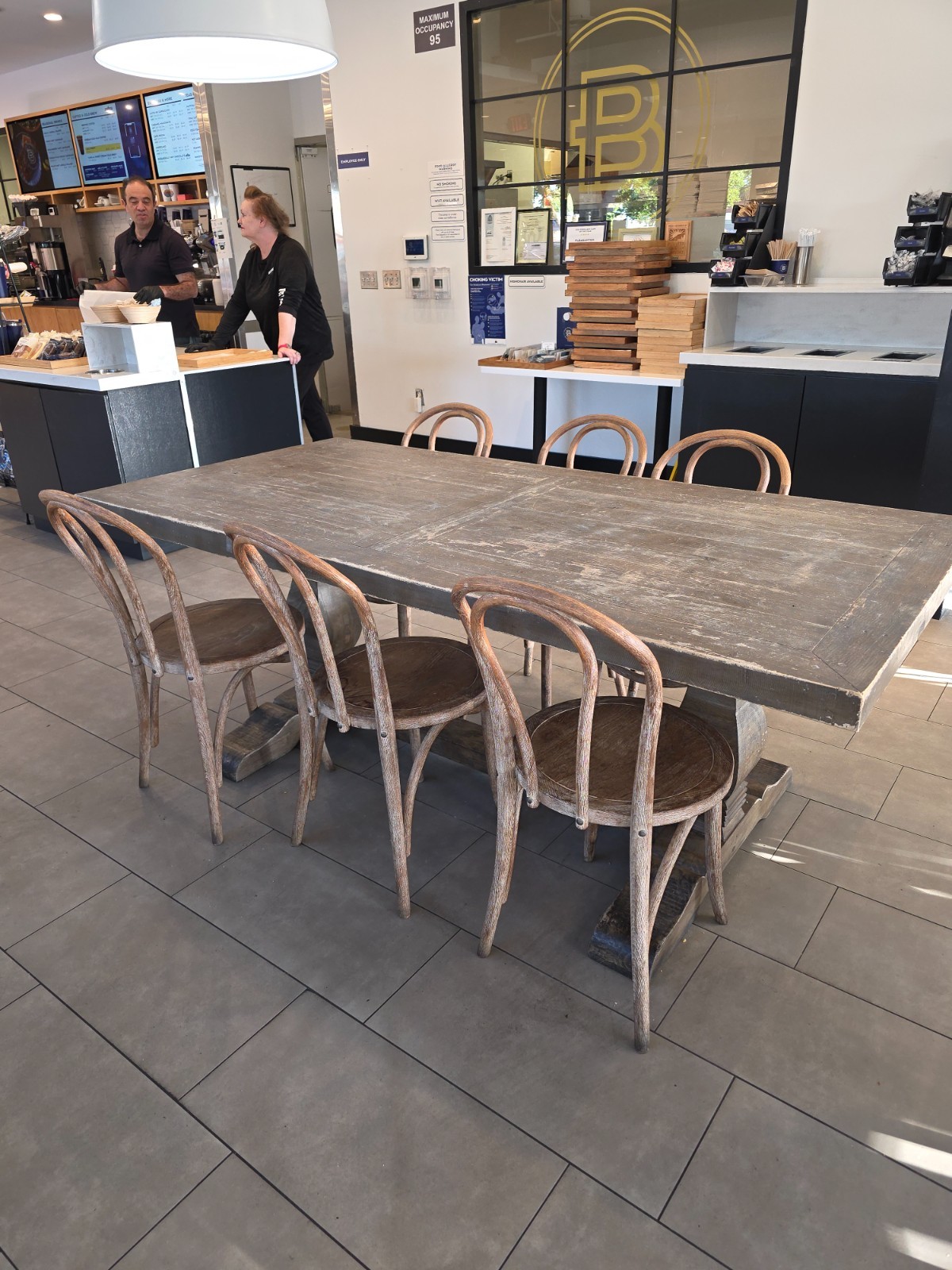 New modern used 1 year restaurant catering business 5 tables 24 chairs lot ergo