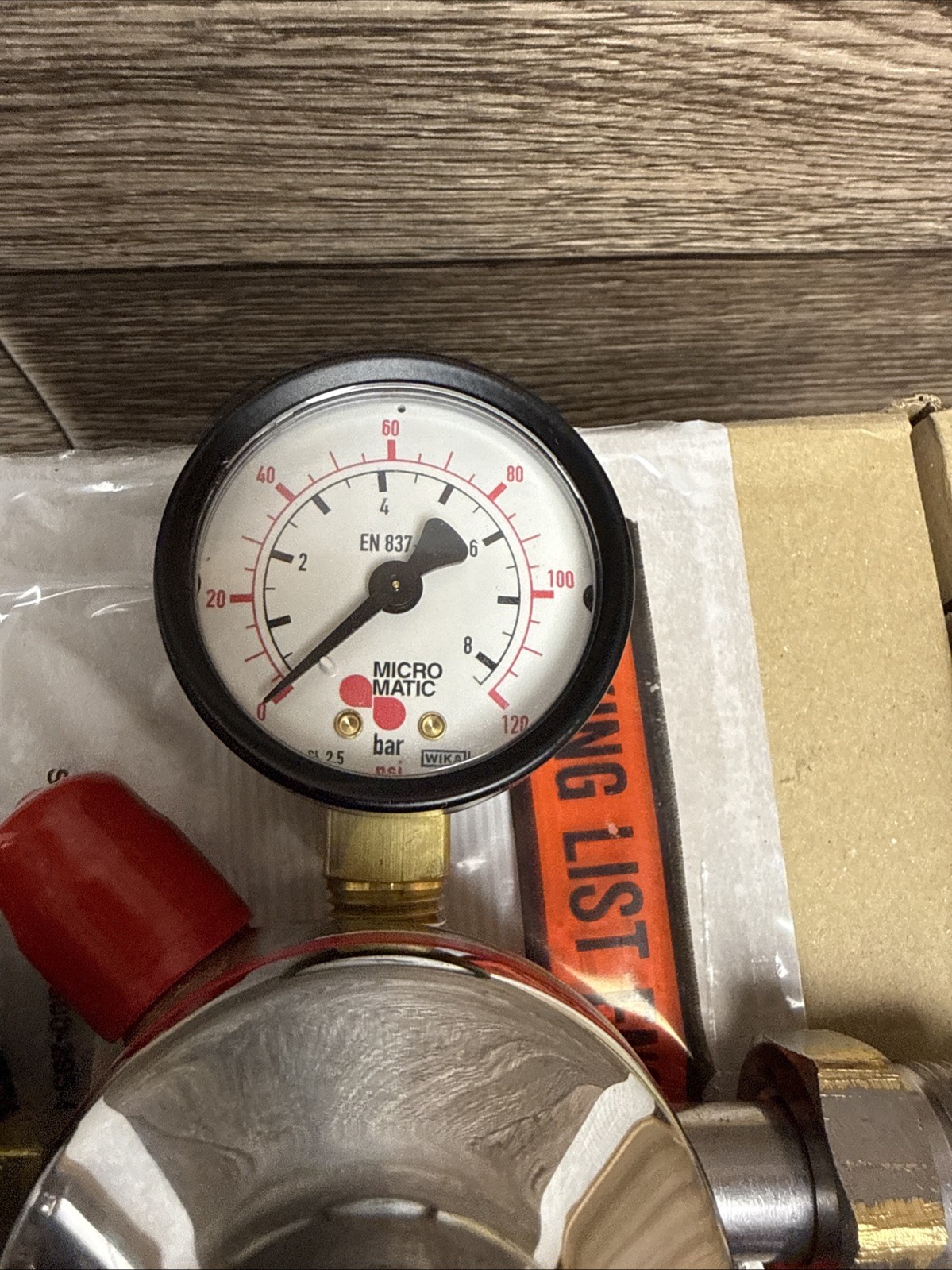 Micro Matic Premium Plus High Pressure Regulator Double Gauge Nitrogen 942BN-PP