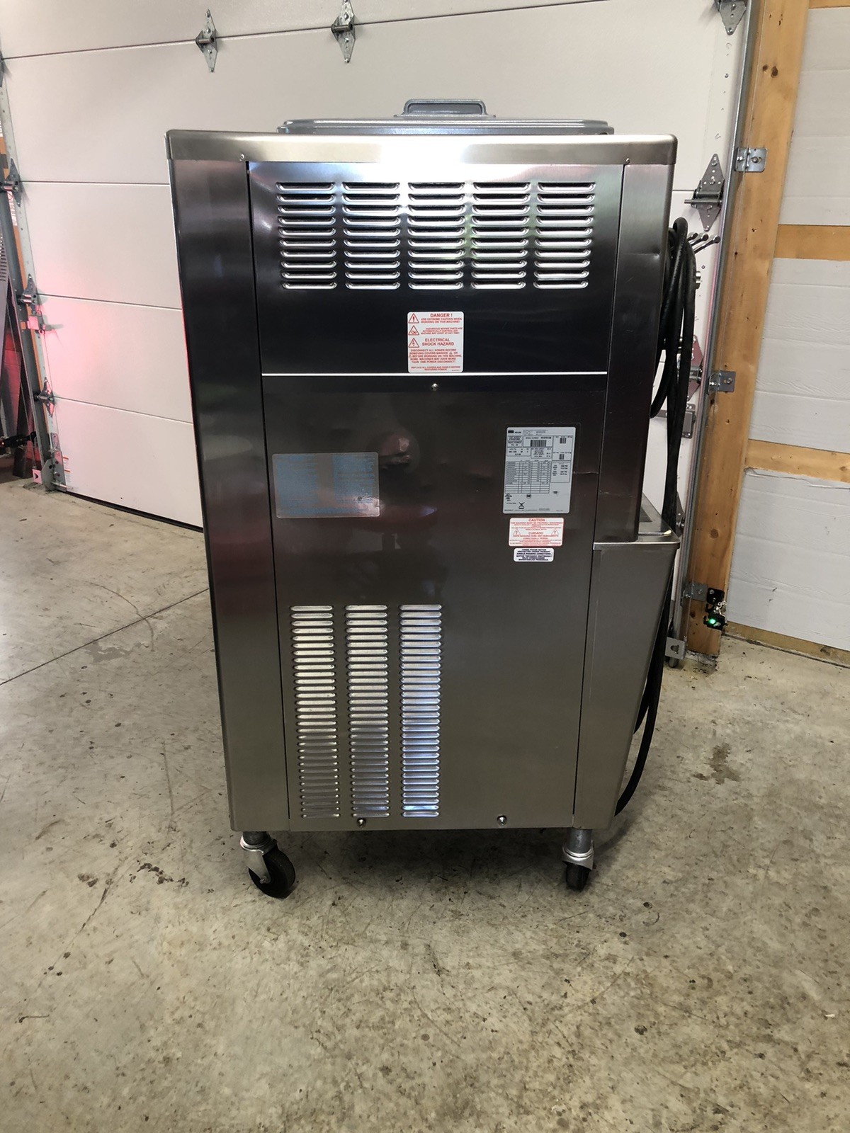Taylor 794-33Ice Cream Yogurt Machine Air cooled 3 Phase 2011 Totally Rebuilt