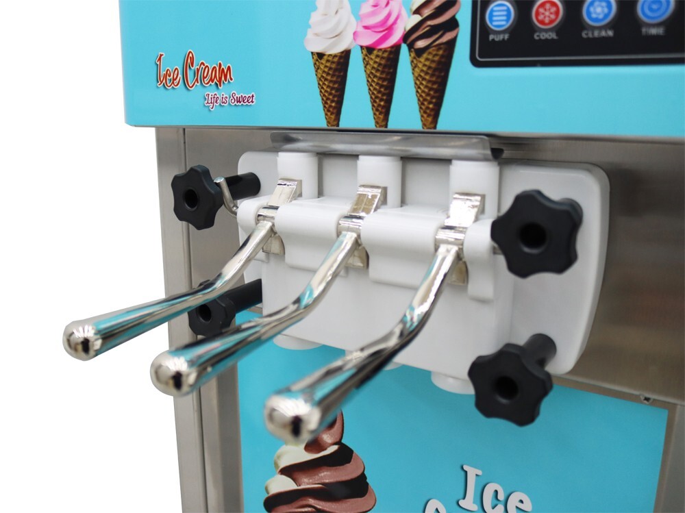 Movable 3 Head Soft Ice Cream Machine 20-30L/h Output 110V 1800W Easy to Clean
