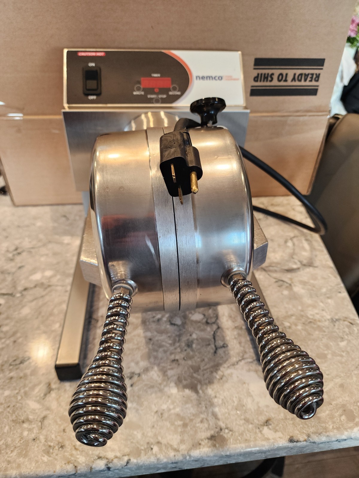Nemco 7020A-208 Single Belgian Waffle Baker Removable Cast Iron Plates 240 Volt