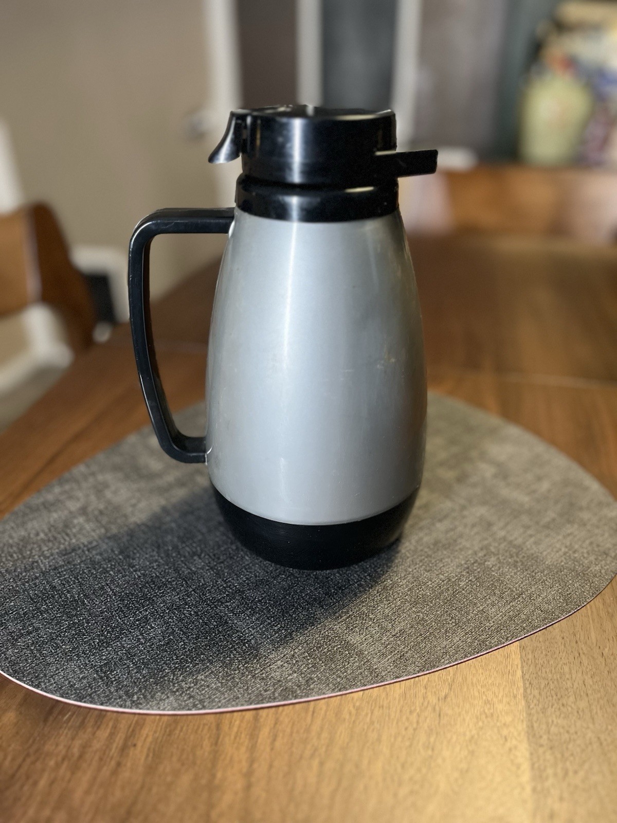 Service Ideas Thermos-Serve 1 liter w/ Push-Button Lid Metallic Gray