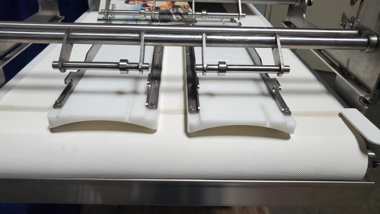 Oliver Sheeter – Model 424 – Bolillo Twin Lane Molding