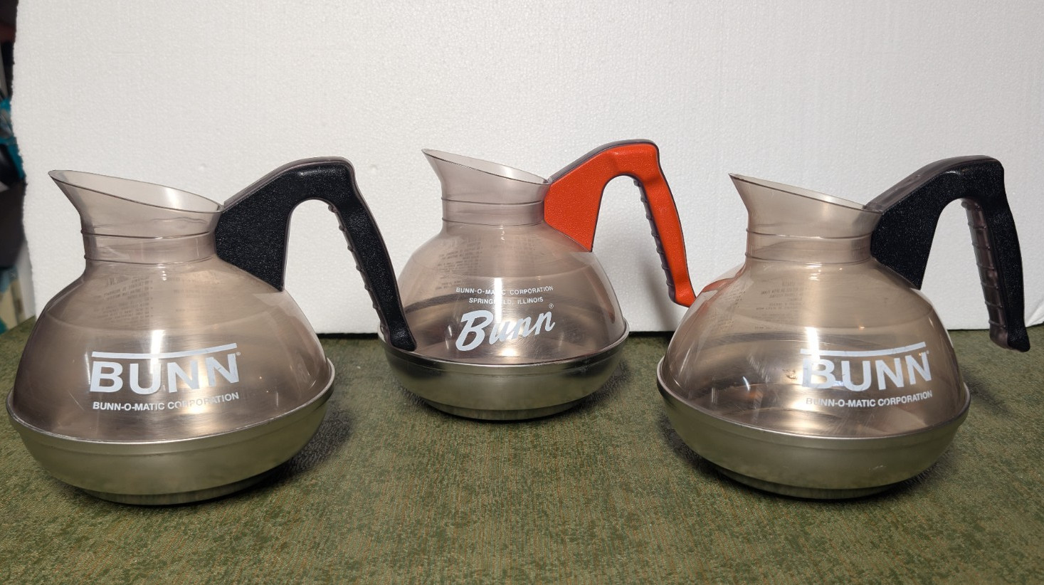 Bunn Coffee Pot RD1990 Bunn-O-Matic Corp Regular Decaf (Made in USA) Set of 3
