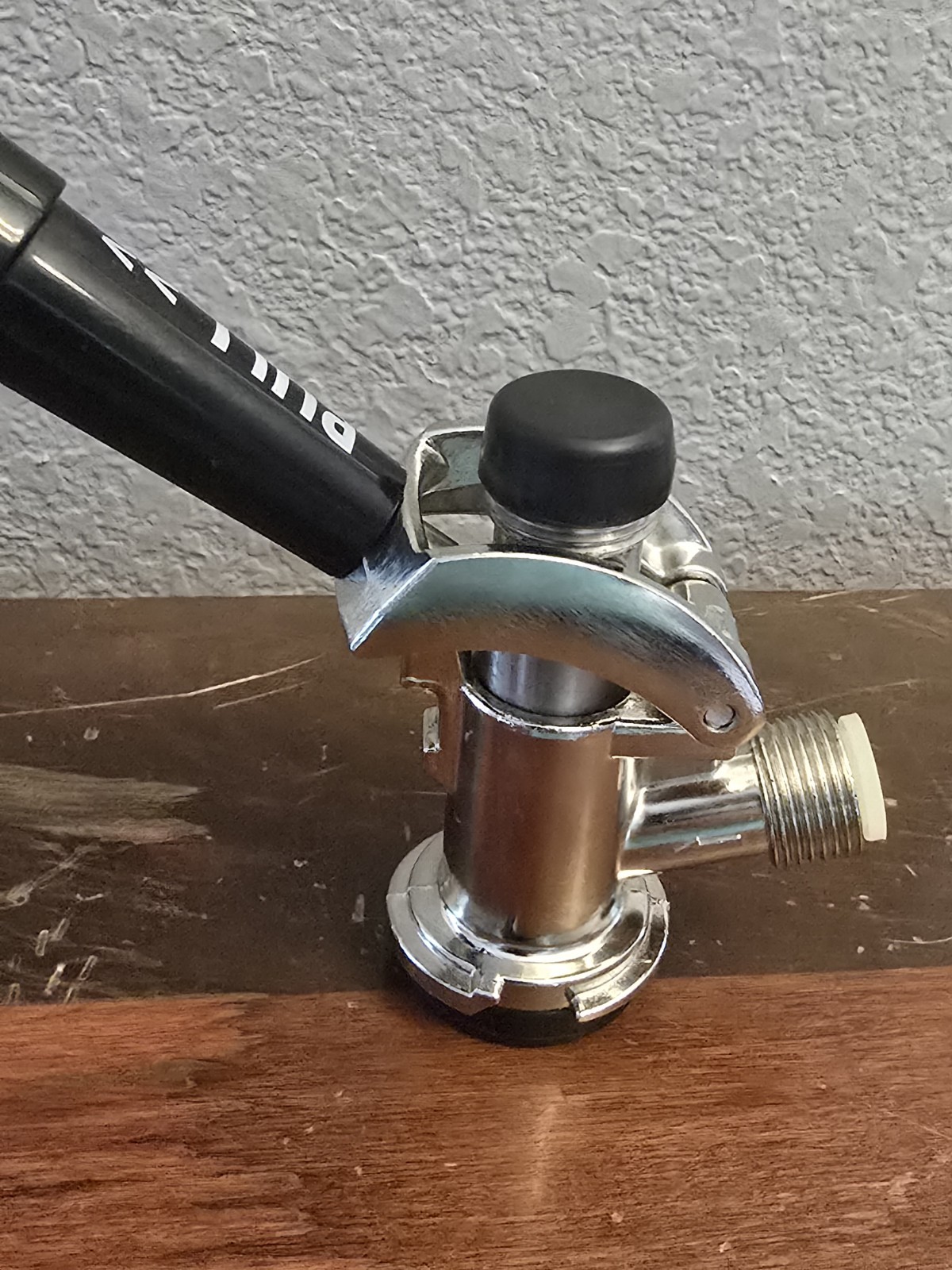 Single Tap Kegerator Keg Coupler